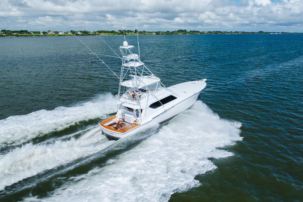 2005 Hatteras 60 