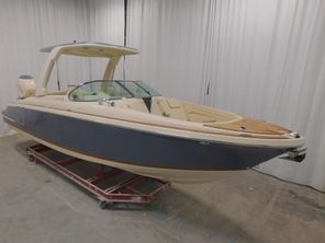 Chris-Craft Launch 28 GT