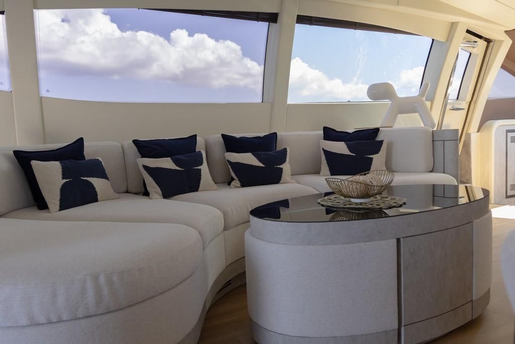 2005 Mangusta 92 