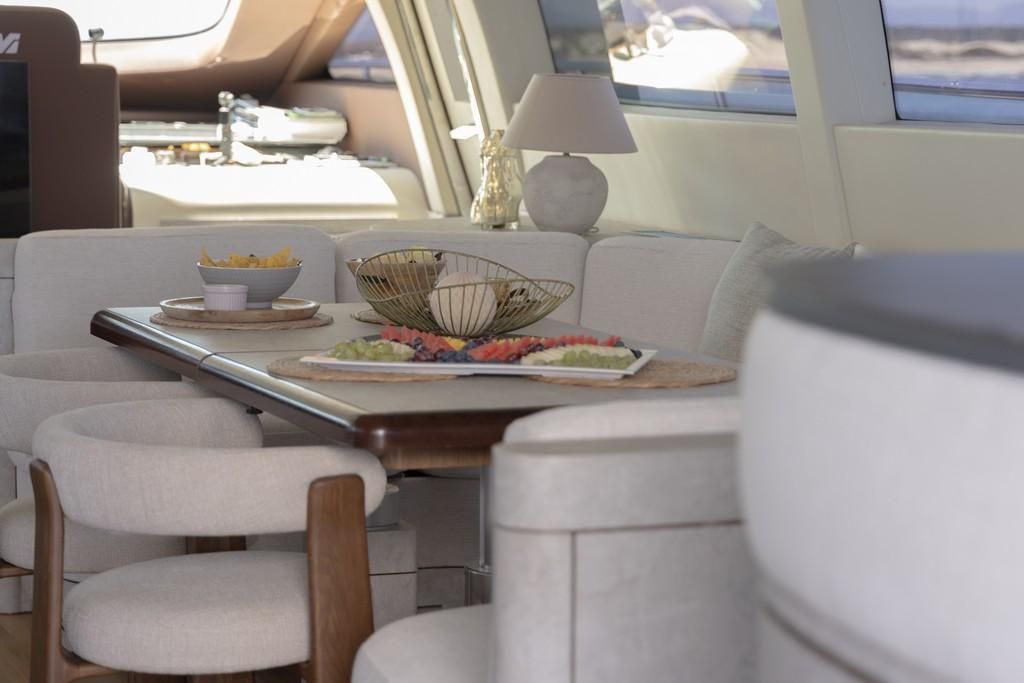 2005 Mangusta 92 