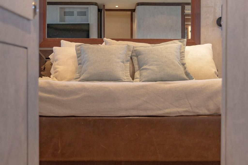 2005 Mangusta 92 
