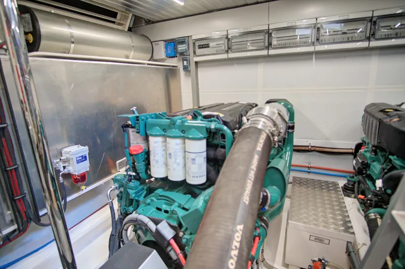 My Way Yacht Photos Pics 