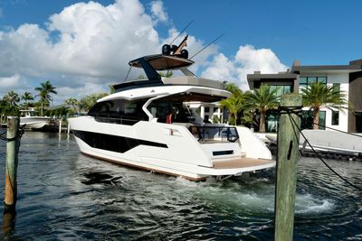 Yacht
