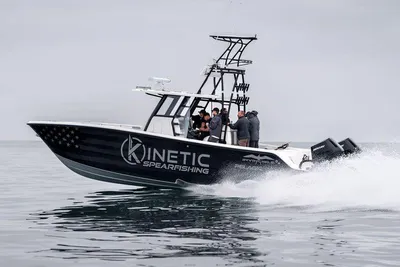 Invincible 33 Catamaran