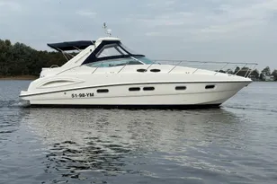 2005 Sealine S38