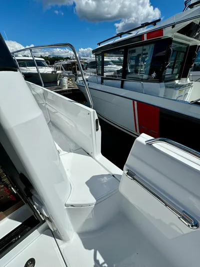 Pearl Yacht Photos Pics 2024 Jeanneau NC 895 boat deck with sleek design and modern features.