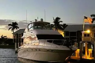 Sea Ray 540 Cockpit Motor Yacht