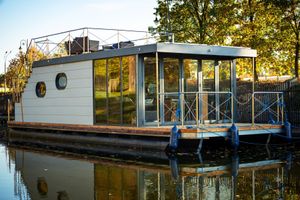 2023 Houseboat Campi 400