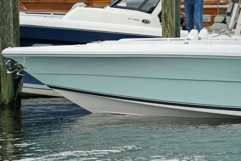 N1168 Yacht Photos Pics 