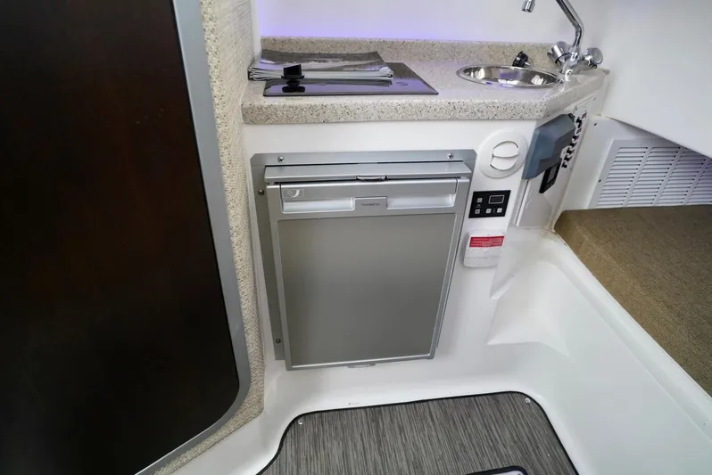 N1168 Yacht Photos Pics 