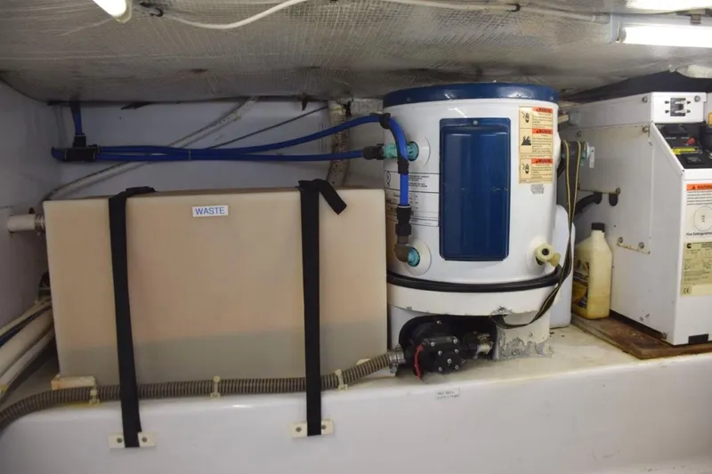 Osprey Yacht Photos Pics Holding tank, hot water heater, bait well pump