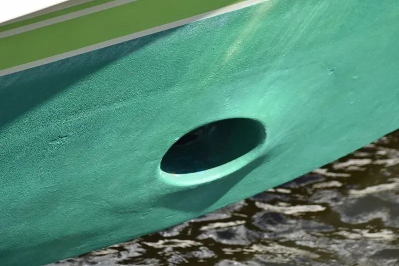 Osprey Yacht Photos Pics Bow thruster