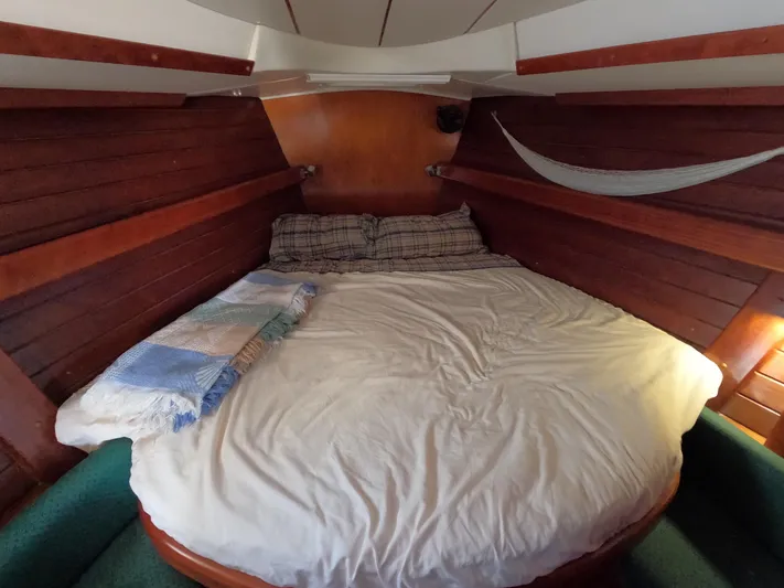 Loa Yacht Photos Pics 