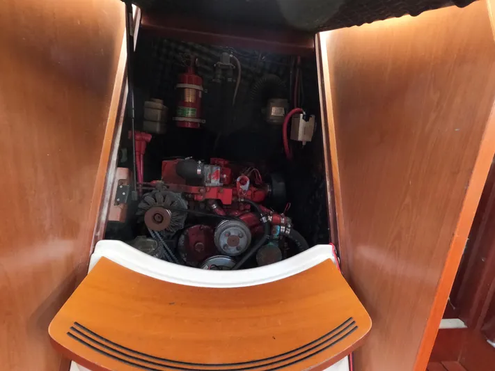 Loa Yacht Photos Pics 