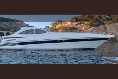 1999 Pershing 54