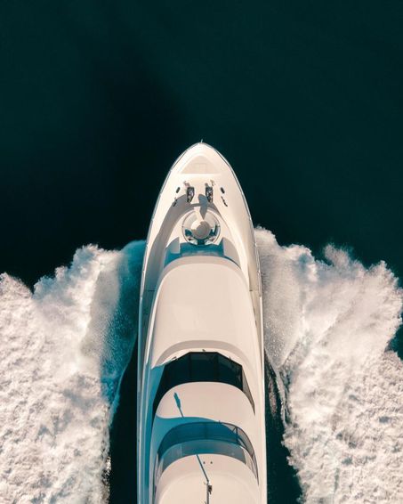 2013-112-westport-112-motor-yacht