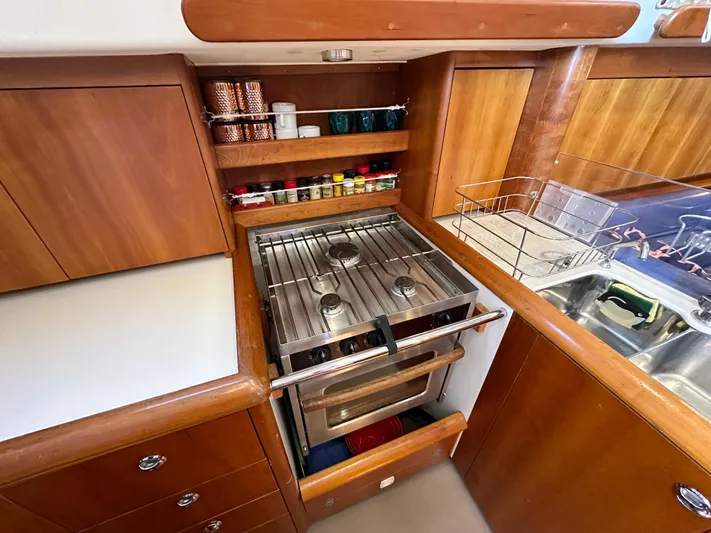 Sparrow Yacht Photos Pics 