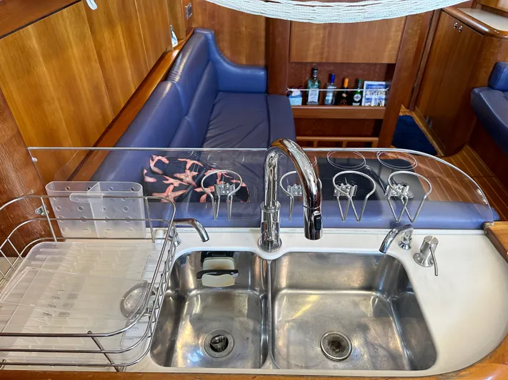 Sparrow Yacht Photos Pics 