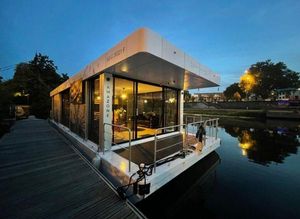 2021 Boathome Amazone