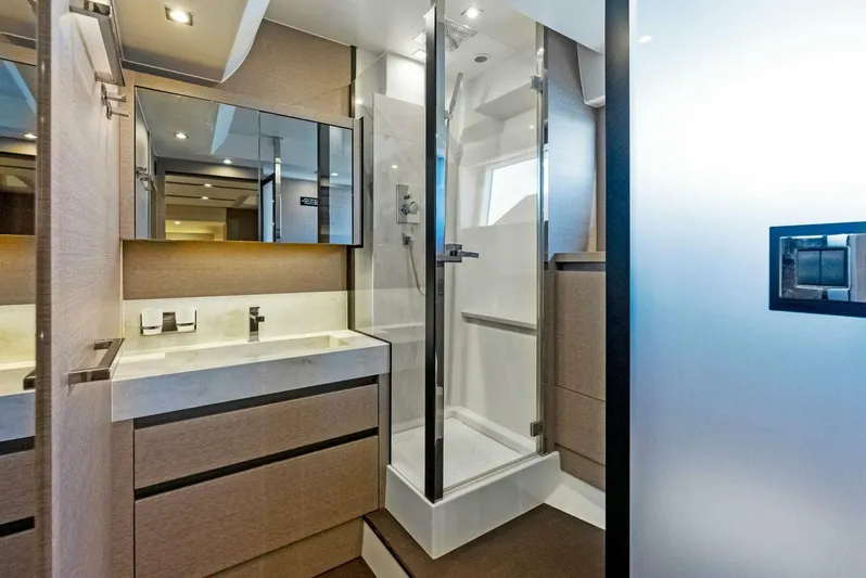 Wild Gamble Yacht Photos Pics 