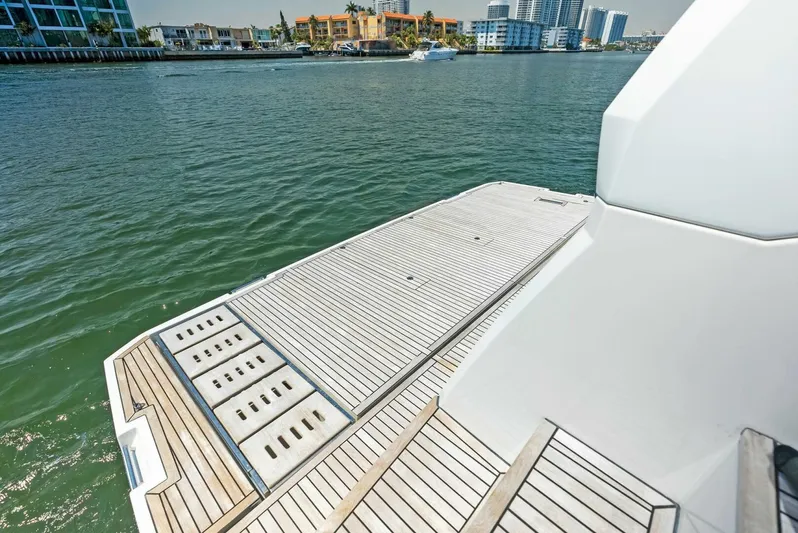 Wild Gamble Yacht Photos Pics 