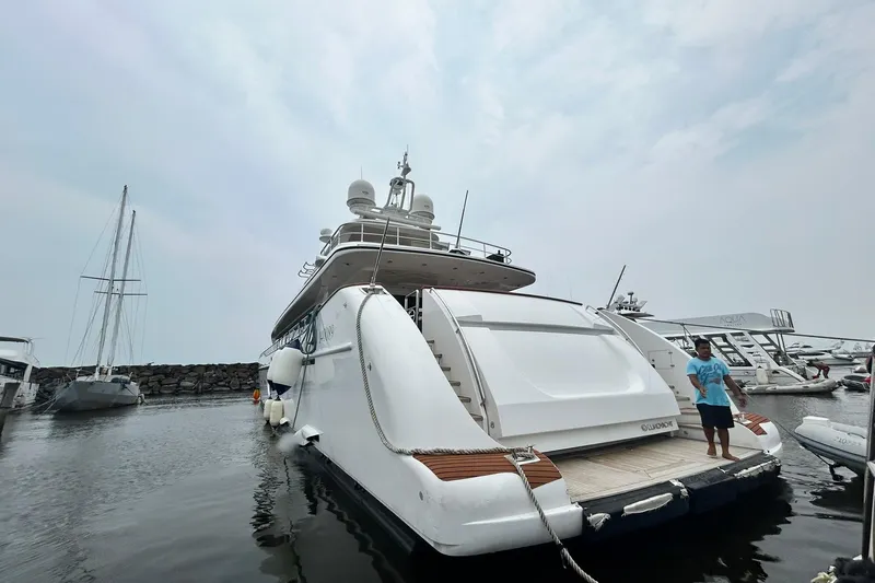Sunshine Yacht Photos Pics Versilcraft Euroyacht Planet 125S Hardtop 2010 docked at marina, rear view.