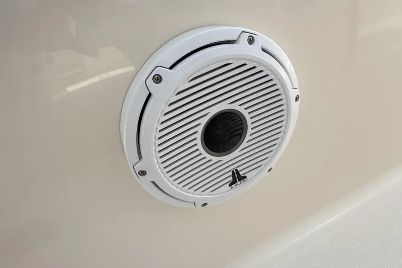 336-311 Brokerage Ron Yacht Photos Pics White JL Audio speaker on 2018 Grady-White Canyon 336 boat.