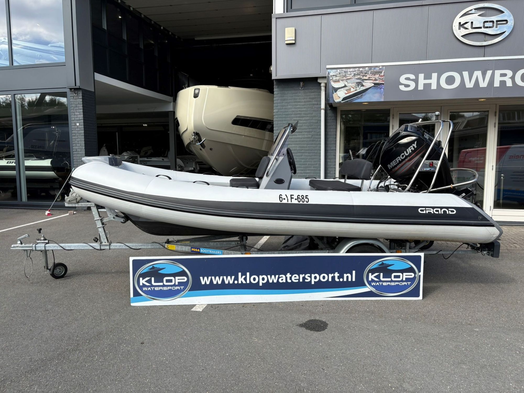 2021 Grand Ribs Grand 470 Silver Line met Mercury 60 pk