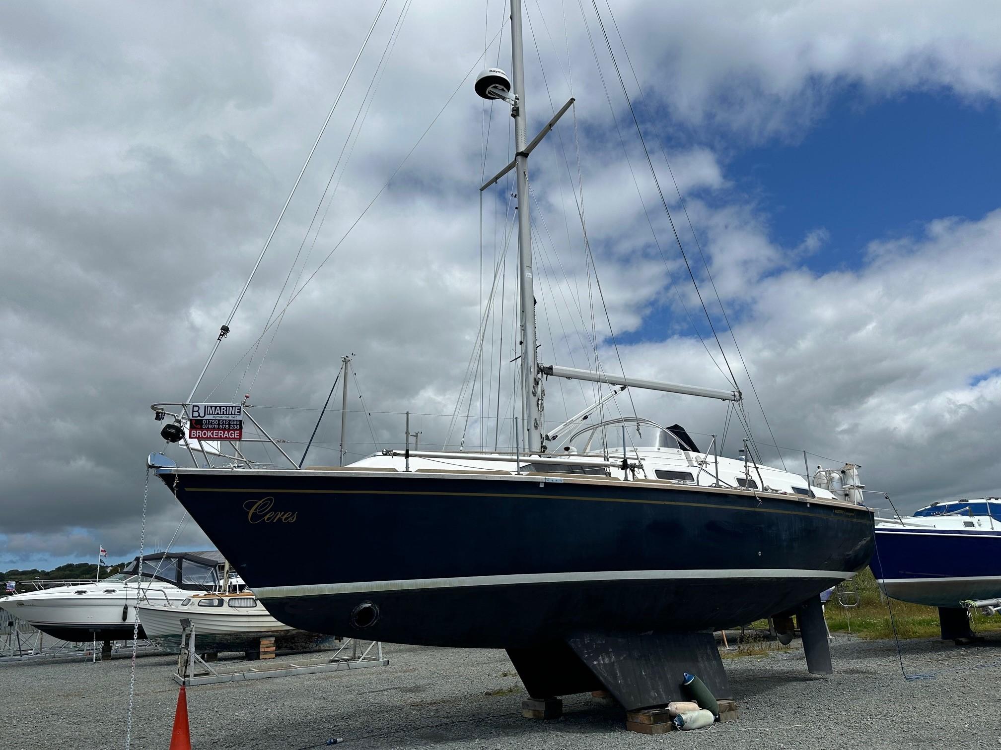 1999 Westerly Oceanquest 35 Sloop for sale - YachtWorld