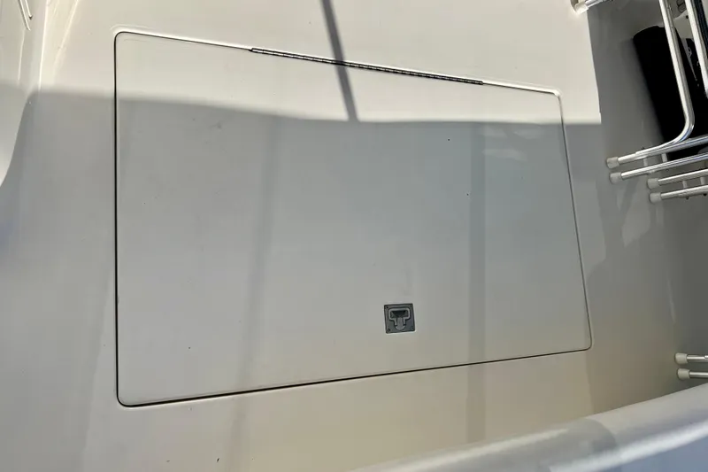 Get Nuts Yacht Photos Pics Hatch cover on 2000 Sea Ray 400 Sedan Bridge boat deck.