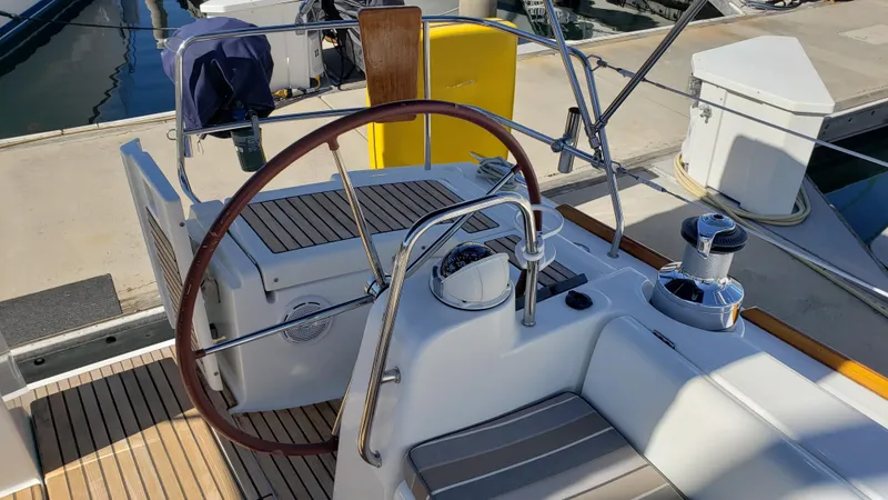 Attitude Adjustment Yacht Photos Pics 