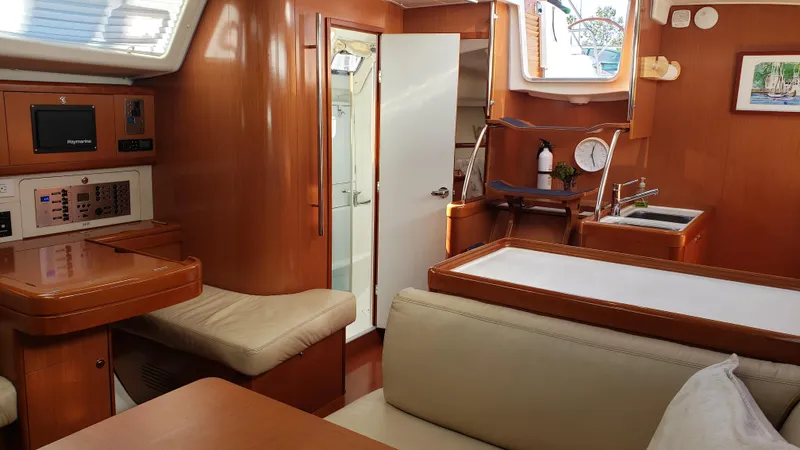 Attitude Adjustment Yacht Photos Pics 