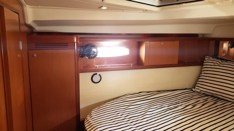 Attitude Adjustment Yacht Photos Pics 