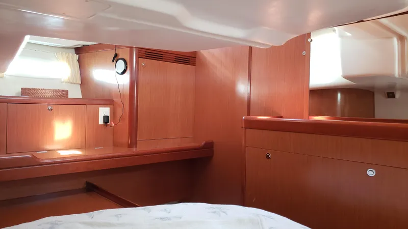 Attitude Adjustment Yacht Photos Pics 