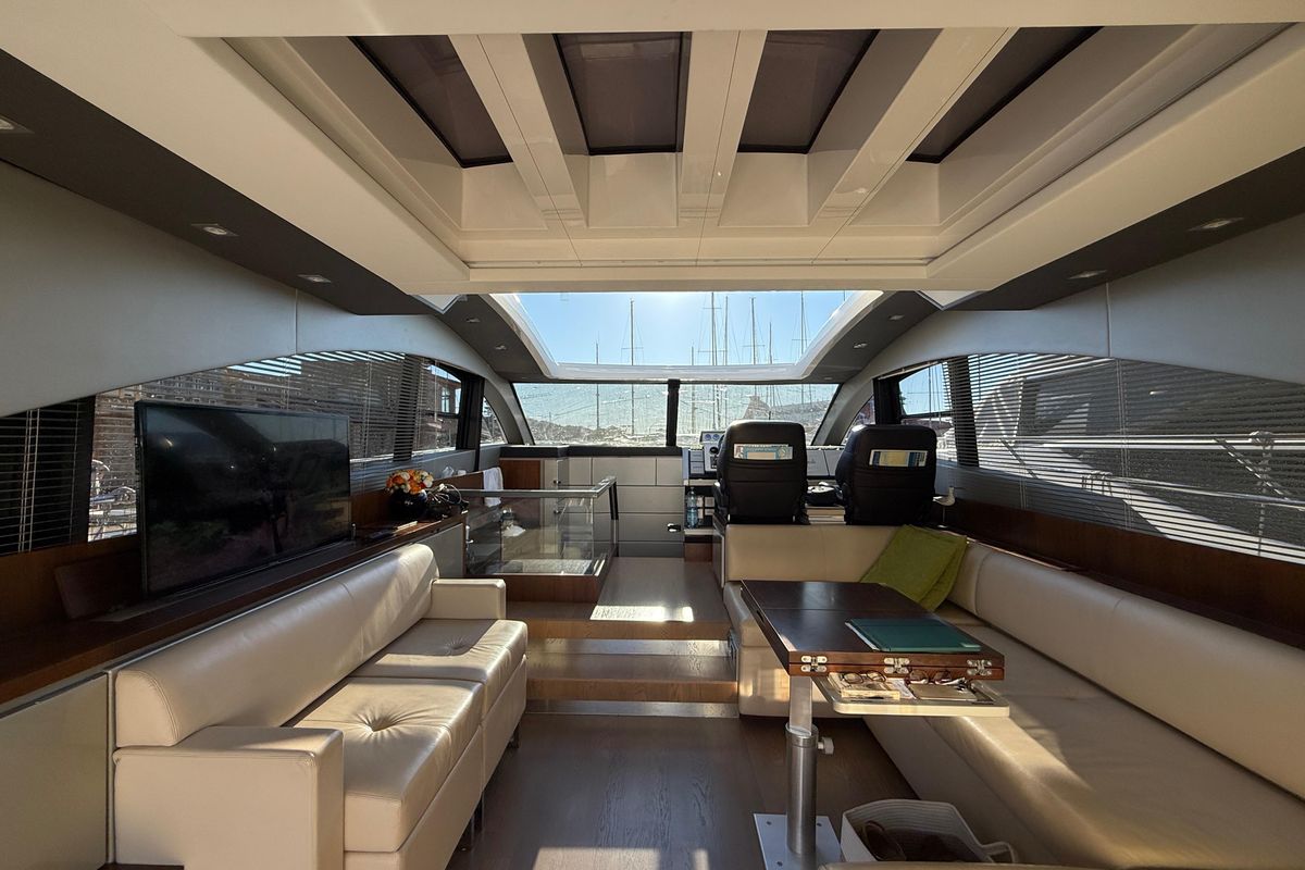 2013 Fairline 63 