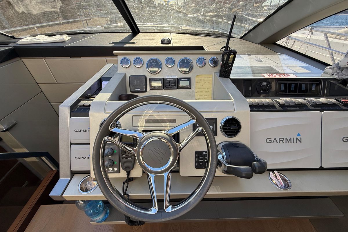 2013 Fairline 63 