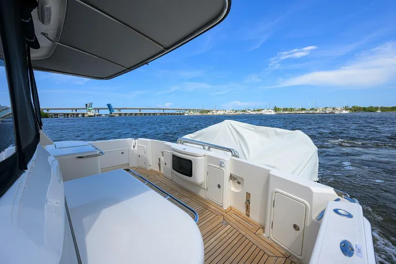  Yacht Photos Pics 2024 Riviera 46 Sports Motor Yacht - Image 23