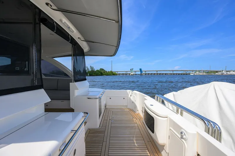  Yacht Photos Pics 2024 Riviera 46 Sports Motor Yacht - Image 22