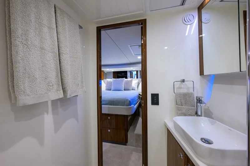  Yacht Photos Pics 2024 Riviera 46 Sports Motor Yacht - Image 78