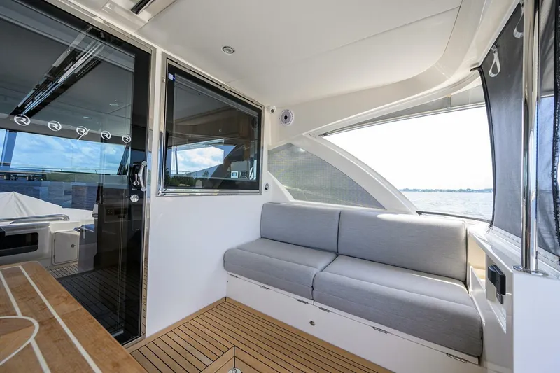  Yacht Photos Pics 2024 Riviera 46 Sports Motor Yacht - Image 33