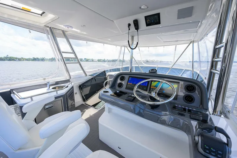  Yacht Photos Pics 2024 Riviera 46 Sports Motor Yacht - Image 44