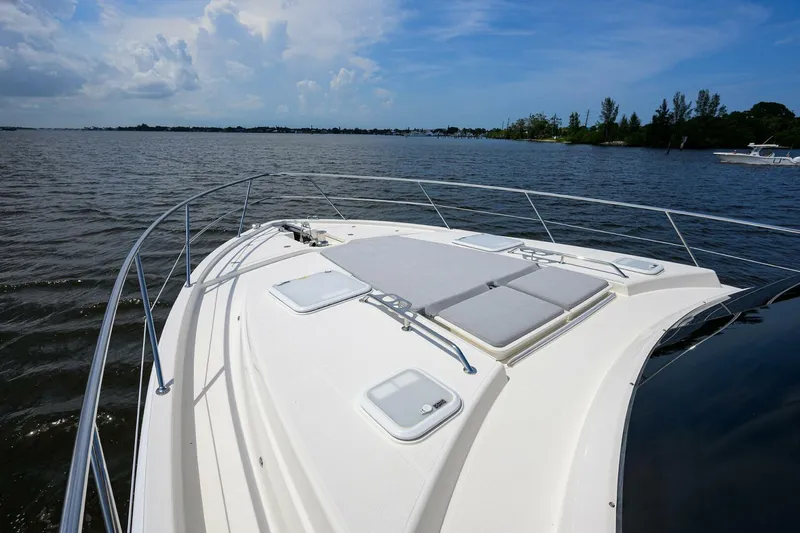  Yacht Photos Pics 2024 Riviera 46 Sports Motor Yacht - Image 9