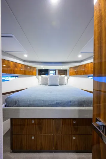  Yacht Photos Pics 2024 Riviera 46 Sports Motor Yacht - Image 72