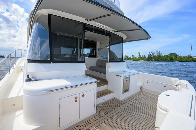  Yacht Photos Pics 2024 Riviera 46 Sports Motor Yacht - Image 21