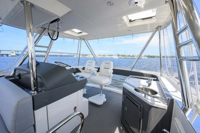  Yacht Photos Pics 2024 Riviera 46 Sports Motor Yacht - Image 46