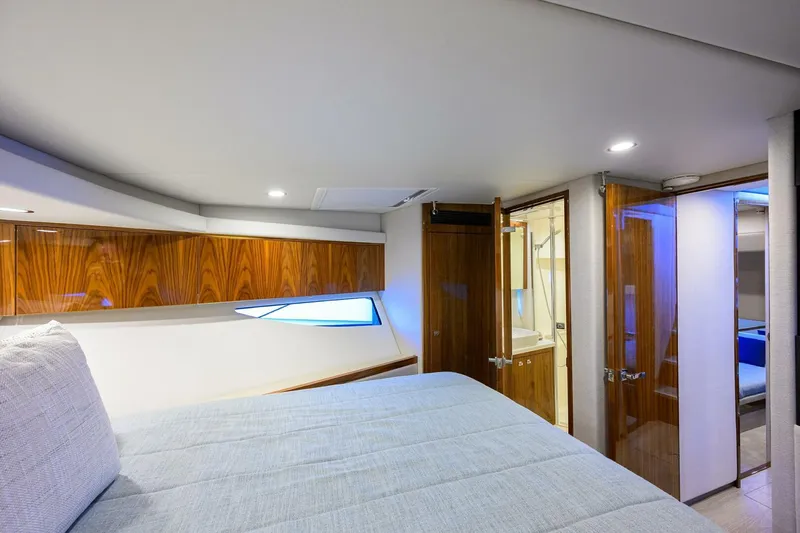  Yacht Photos Pics 2024 Riviera 46 Sports Motor Yacht - Image 75