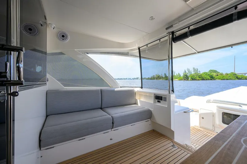  Yacht Photos Pics 2024 Riviera 46 Sports Motor Yacht - Image 34