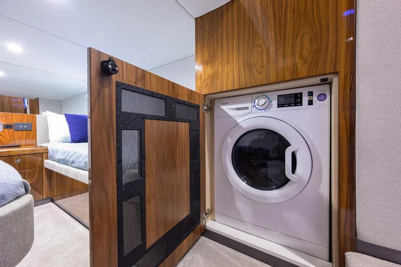  Yacht Photos Pics 2024 Riviera 46 Sports Motor Yacht - Image 92