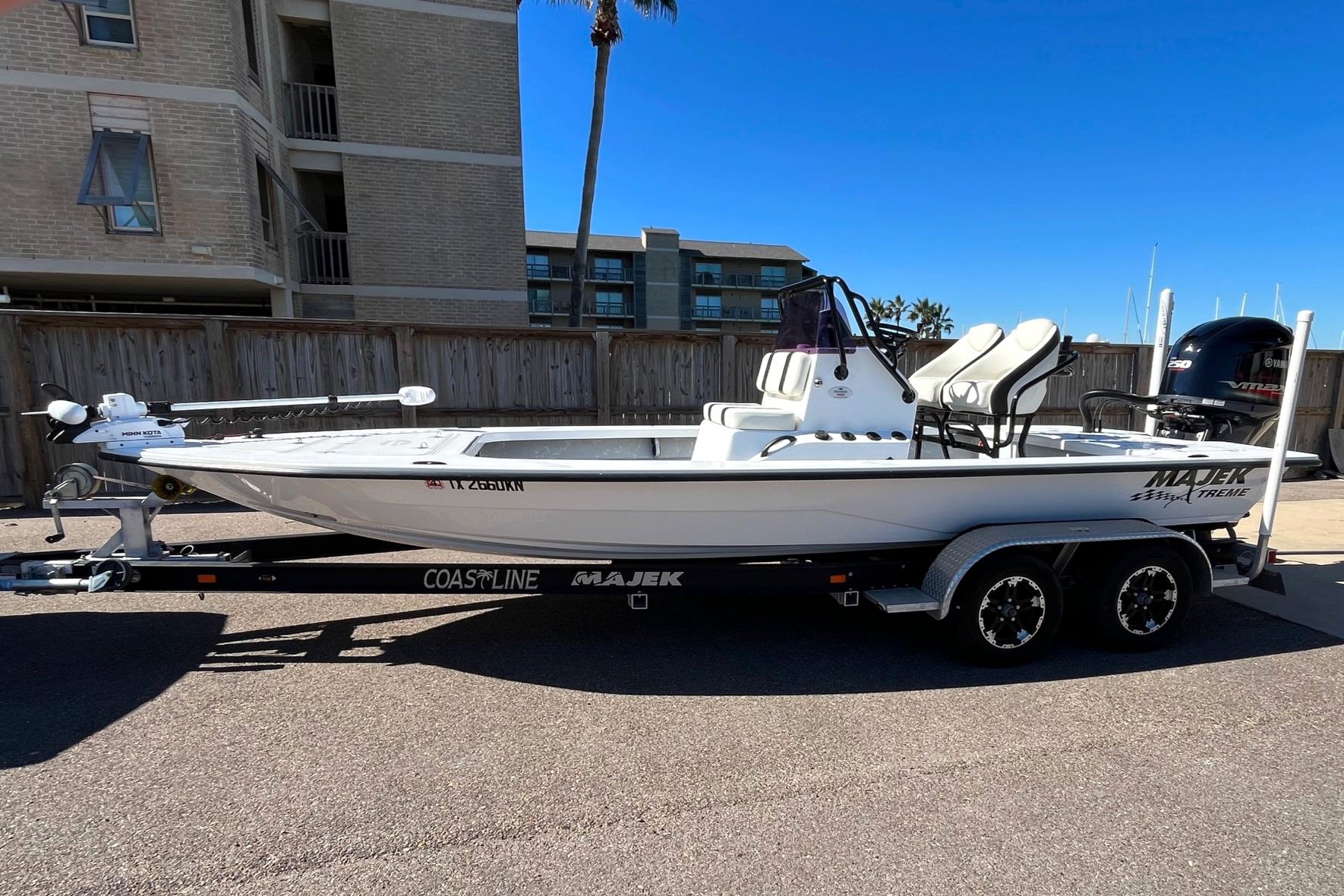 2022 Majek 2200 Xtreem Bay for sale YachtWorld