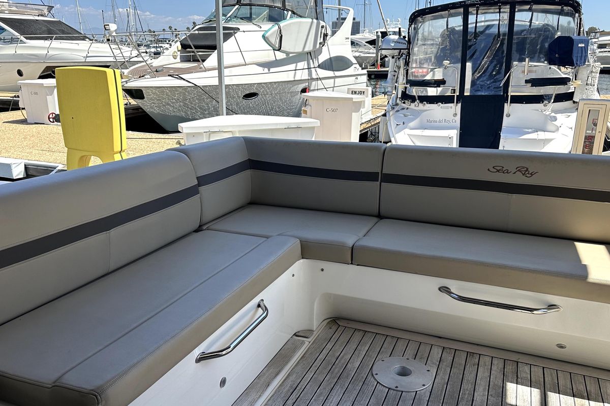 2016 Sea Ray 47 